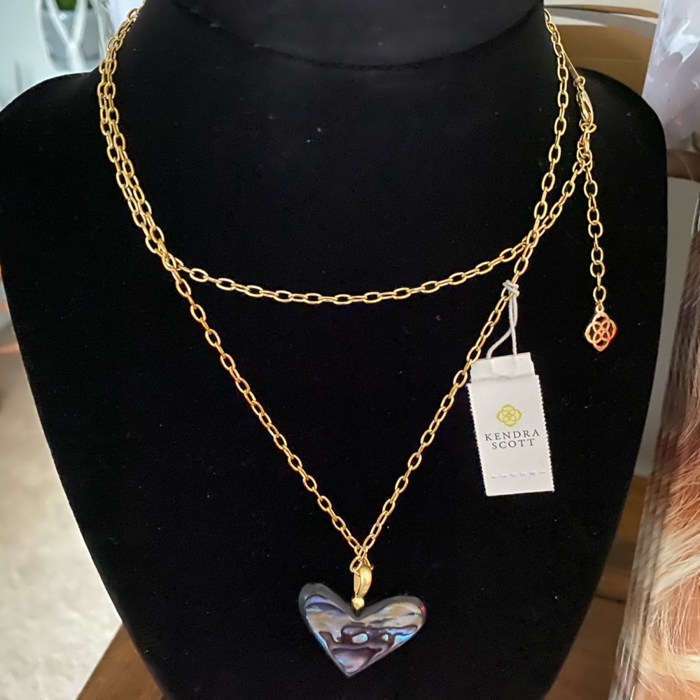 Kendra Scott Small/Long Gold Poppy Necklace
